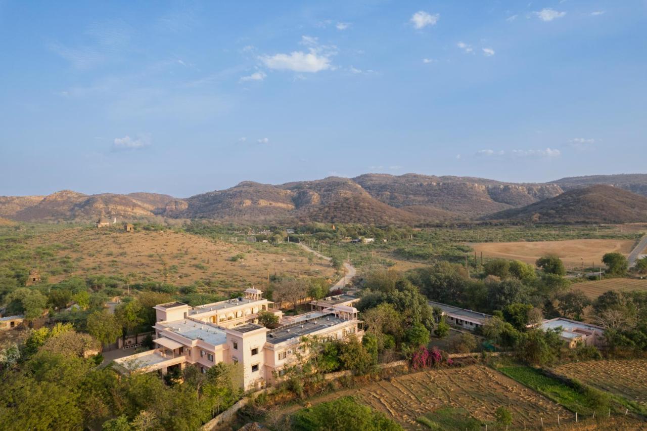 Dev Resort 3*